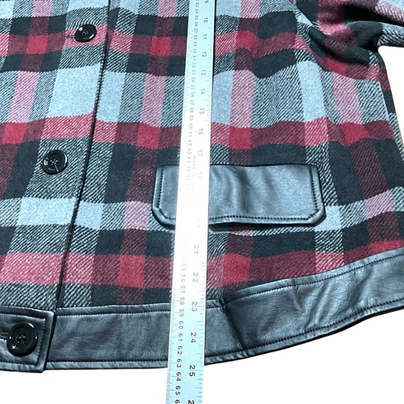 JUST FAB Plaid Cropped Jacket Faux Leather Trim Front Button Closure US Sz 3X - Picture 8 of 11